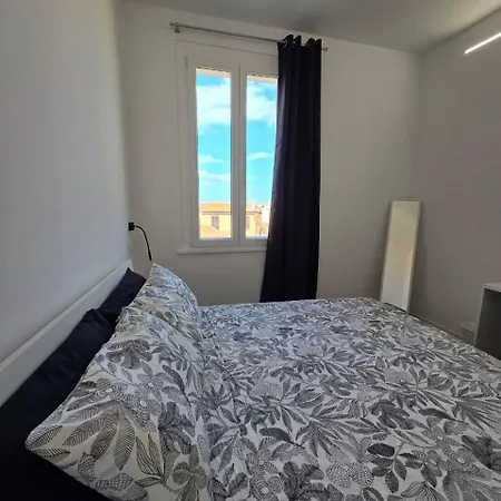 Danito 5 Matrimoniale Vista Mare Zona Centro 3*